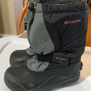 Toddler boy Columbia snow boots